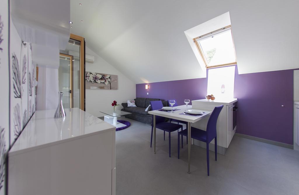 Apartments Benika Bol Kamer foto